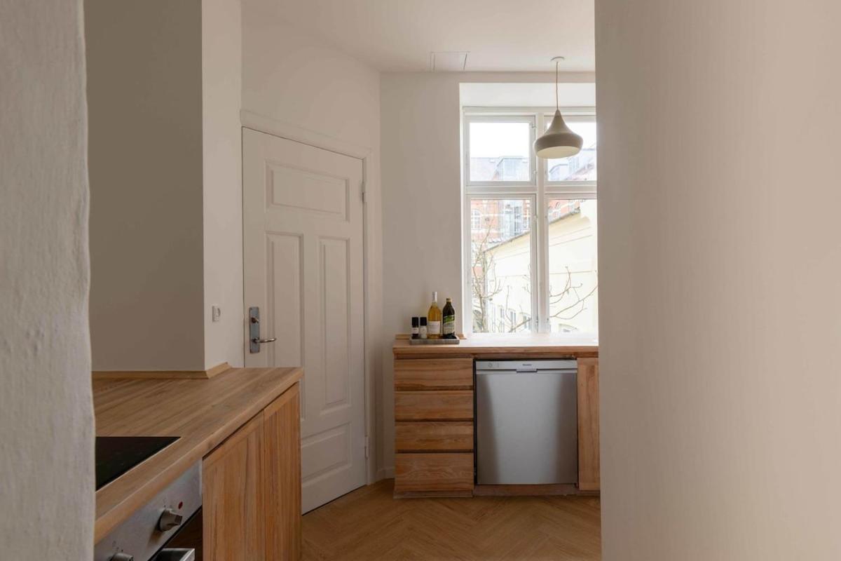 Stylish And Bright 2 Bedroom In Cph N Apartment *
